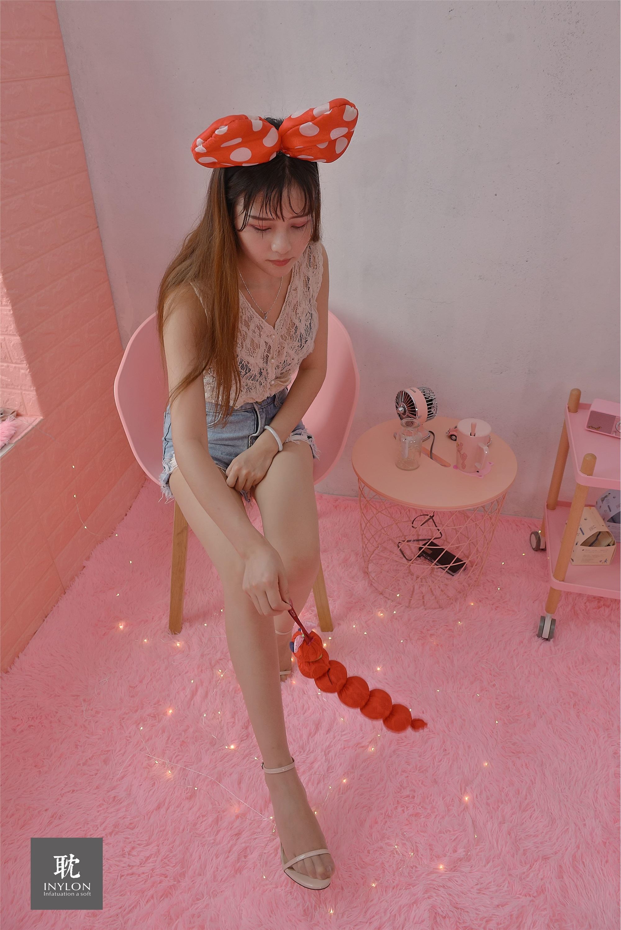 IESS异思趣向《普惠集234》- 模特：九妹《快乐的丝袜》